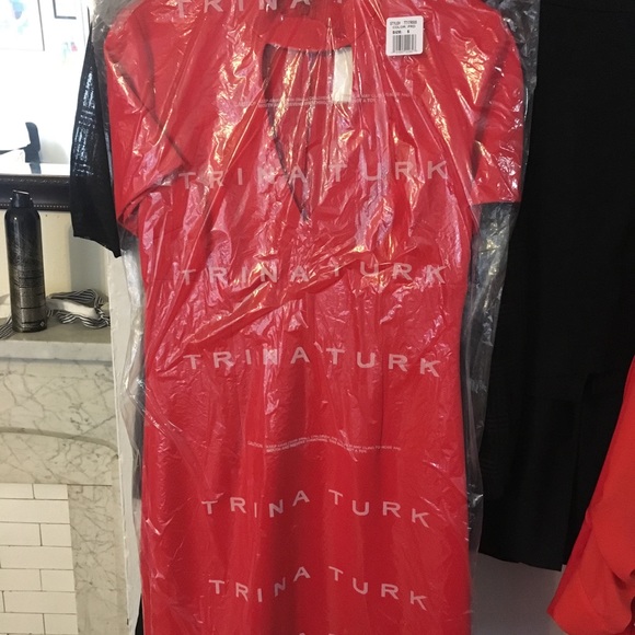 NWT- Trina Turk Campari Red Choker Dress, 6 - Picture 10 of 13